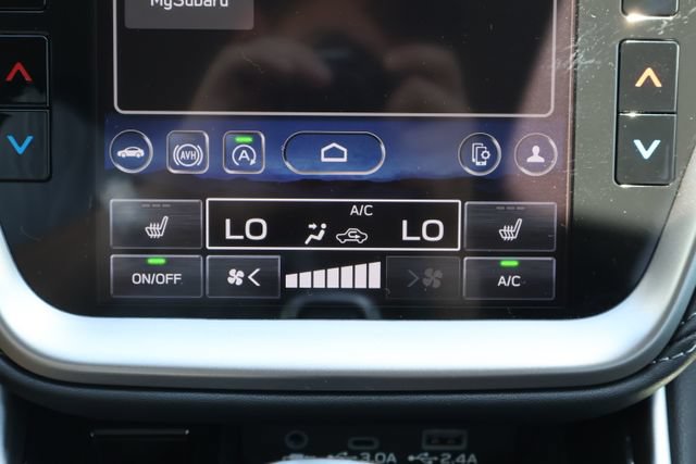 Certified 2025 Subaru Outback Premium AWD/4WD image 13