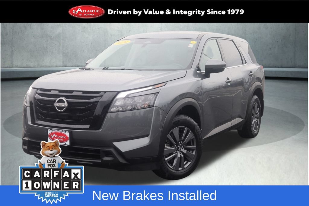 Used 2024 Nissan Pathfinder SV w/ Black Appearance Package AWD/4WD 360° Tour