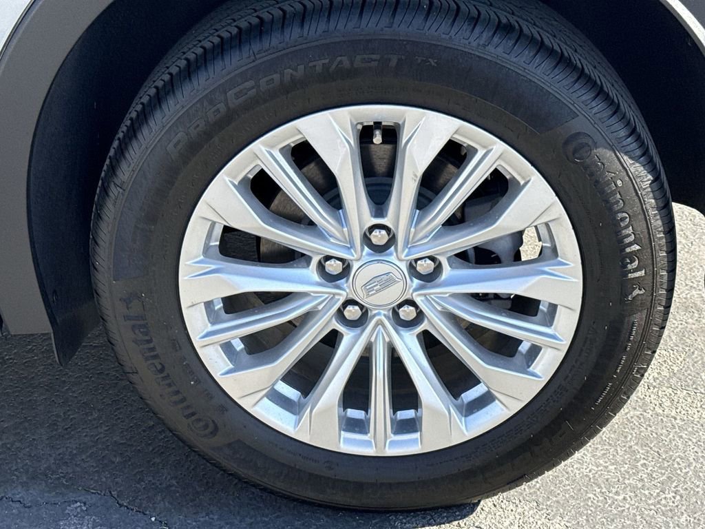 Certified 2024 Cadillac XT4 Luxury FWD image 32