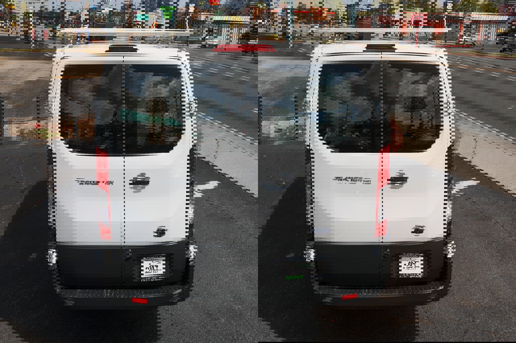 Used 2018 Ford Transit 250 130 Low Roof w/ Exterior Upgrade Package image 14