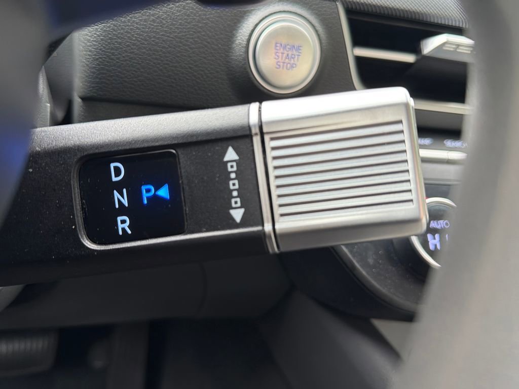 Used 2025 Hyundai Sonata SEL FWD image 25
