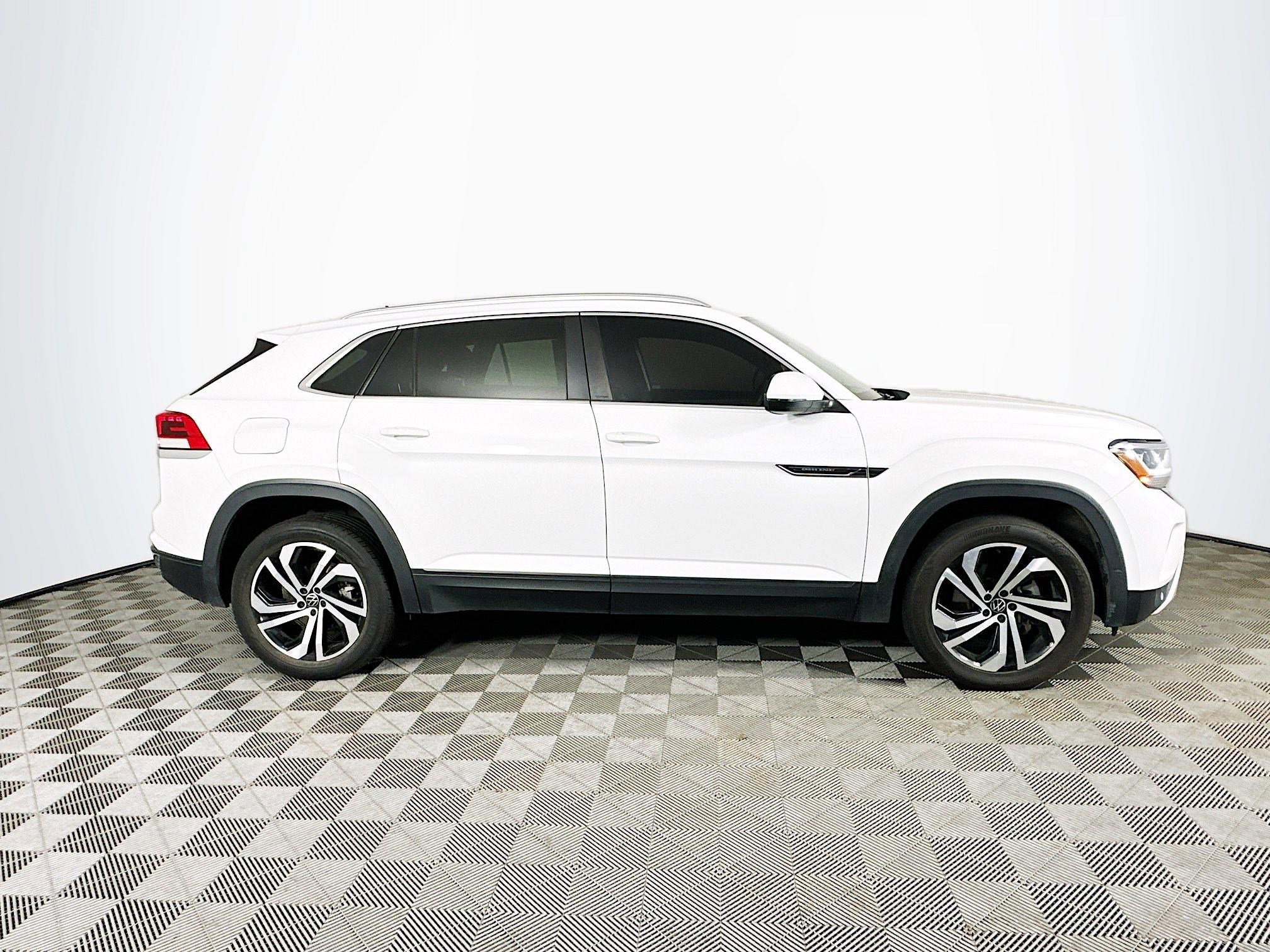 Used 2021 Volkswagen Atlas Cross Sport SEL w/ Cross Sport MDO Package image 8