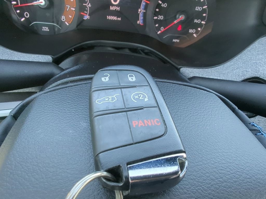 Used 2022 Jeep Compass Latitude w/ Convenience Group image 29