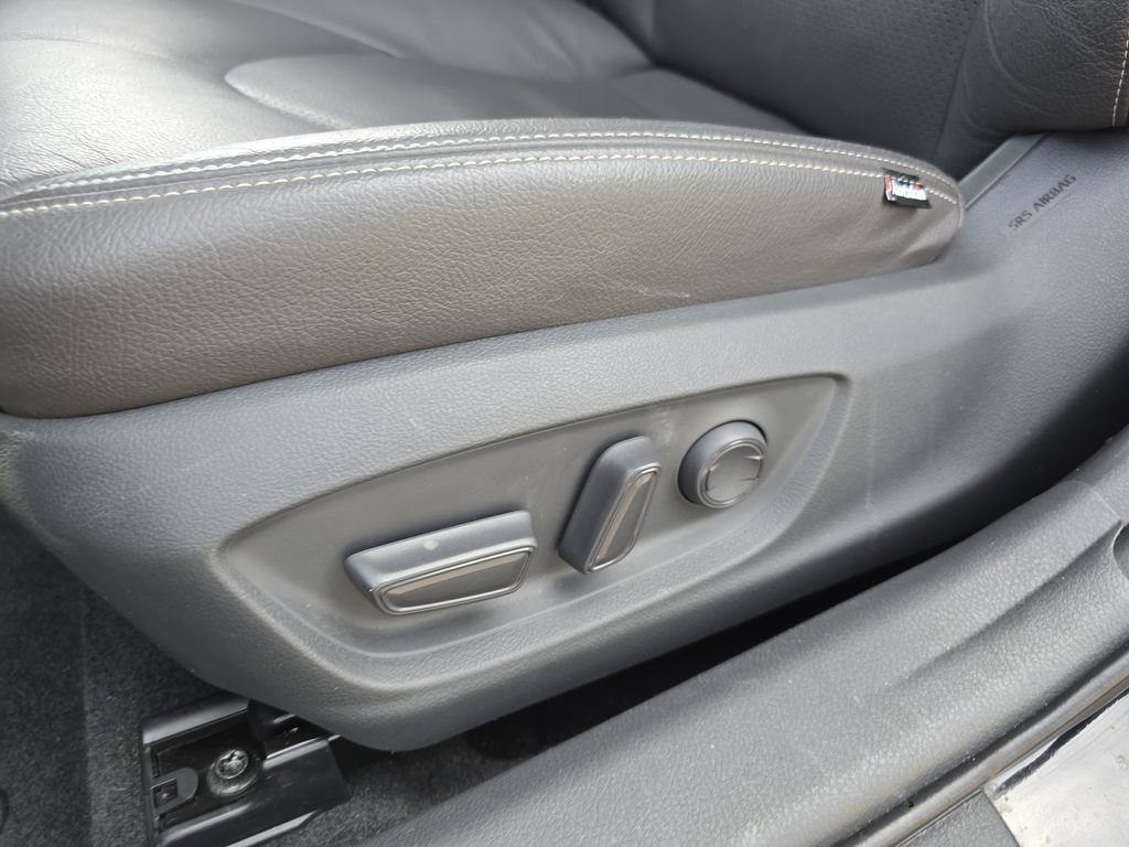 Certified 2019 Toyota Camry LE FWD image 31