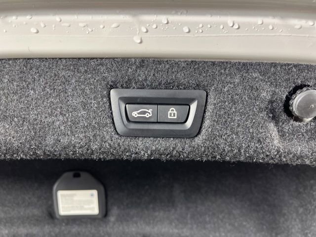 Used 2023 BMW 530i w/ Convenience Package RWD image 47