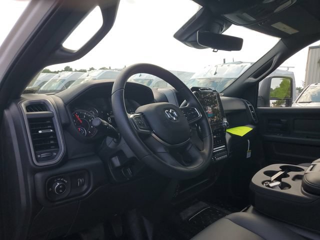New 2026 RAM 5500 Tradesman AWD/4WD image 20