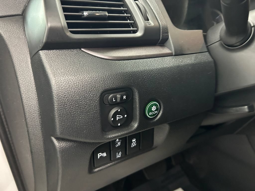 Certified 2025 Honda Passport EX-L image 20