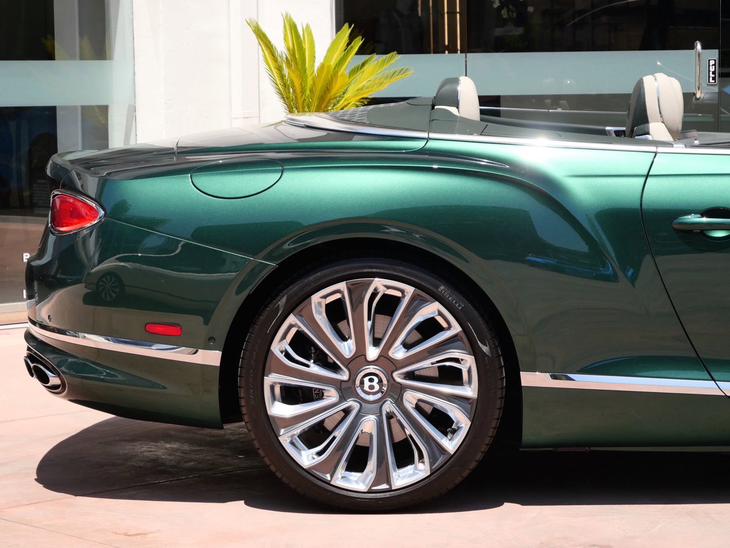 Used 2022 Bentley Continental GT Mulliner image 12