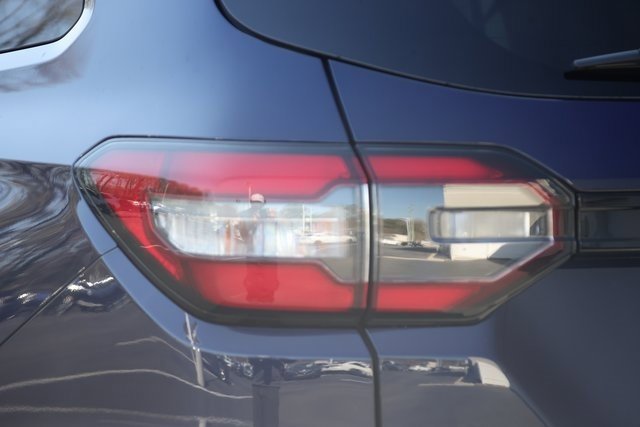 New 2025 Honda Pilot EX-L image 9