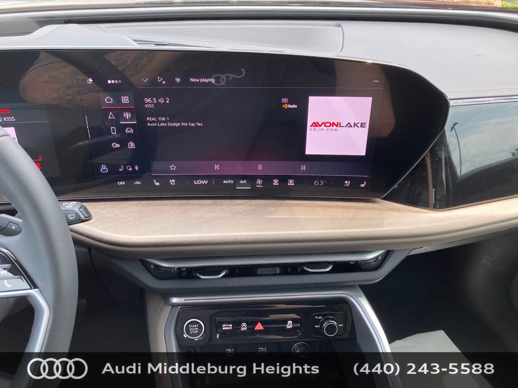 Certified 2025 Audi Q5 Premium w/ Convenience Package image 37