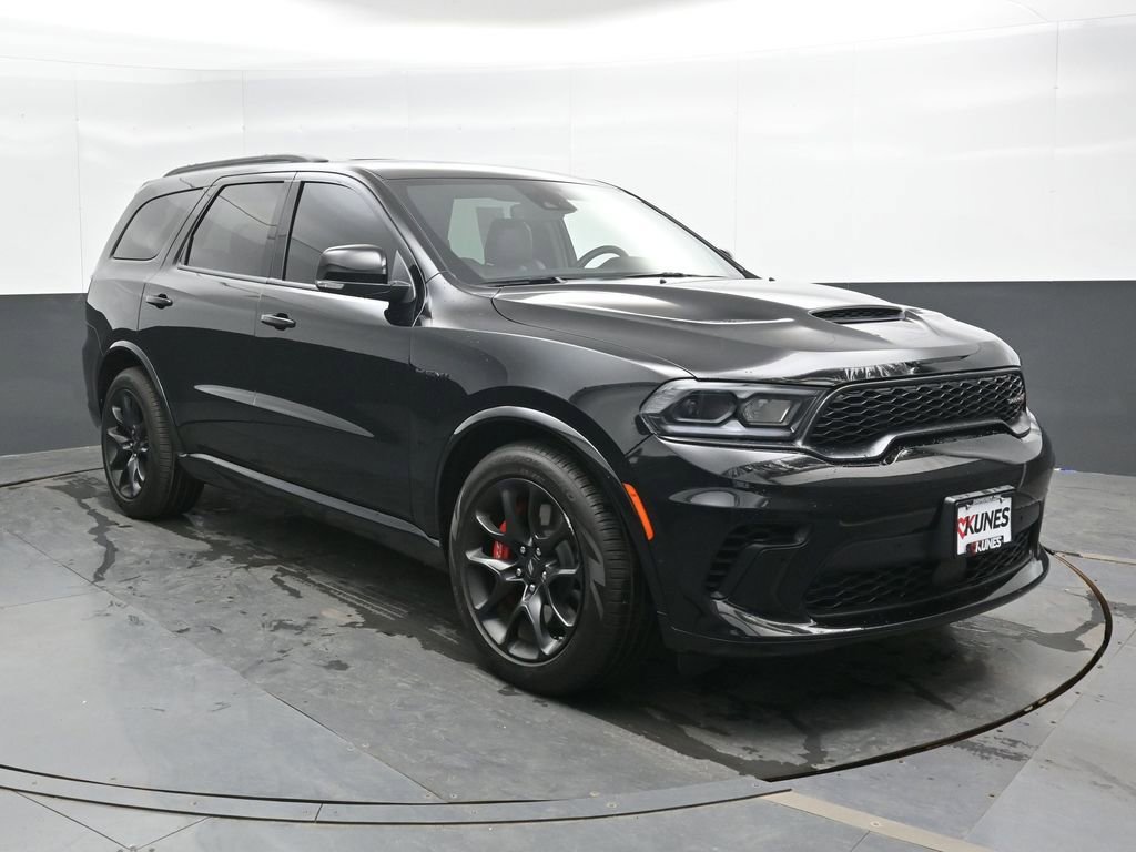 Used 2024 Dodge Durango R/T w/ Tow 'N Go Group AWD/4WD image 4