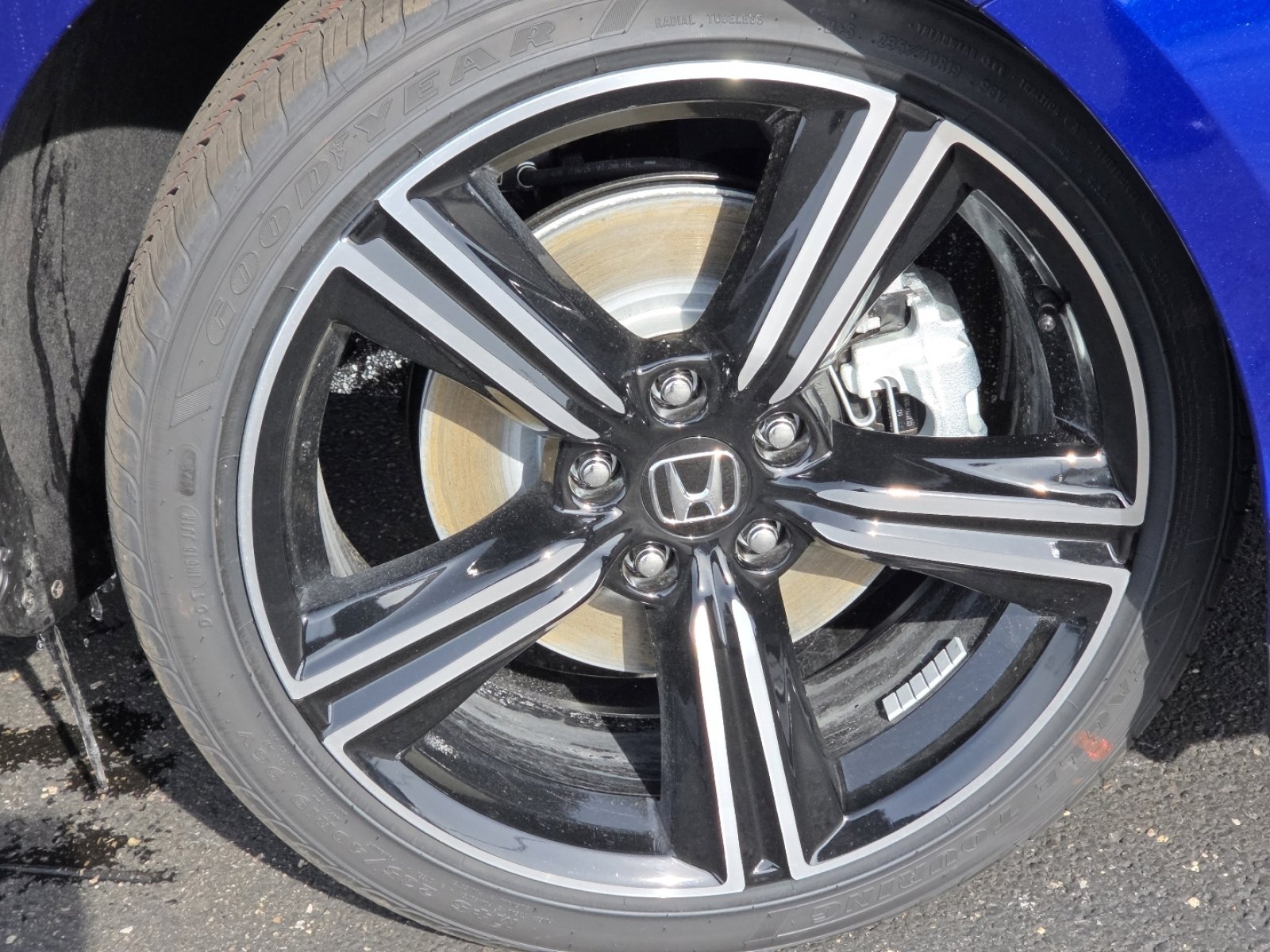 New 2026 Honda Accord Sport image 11