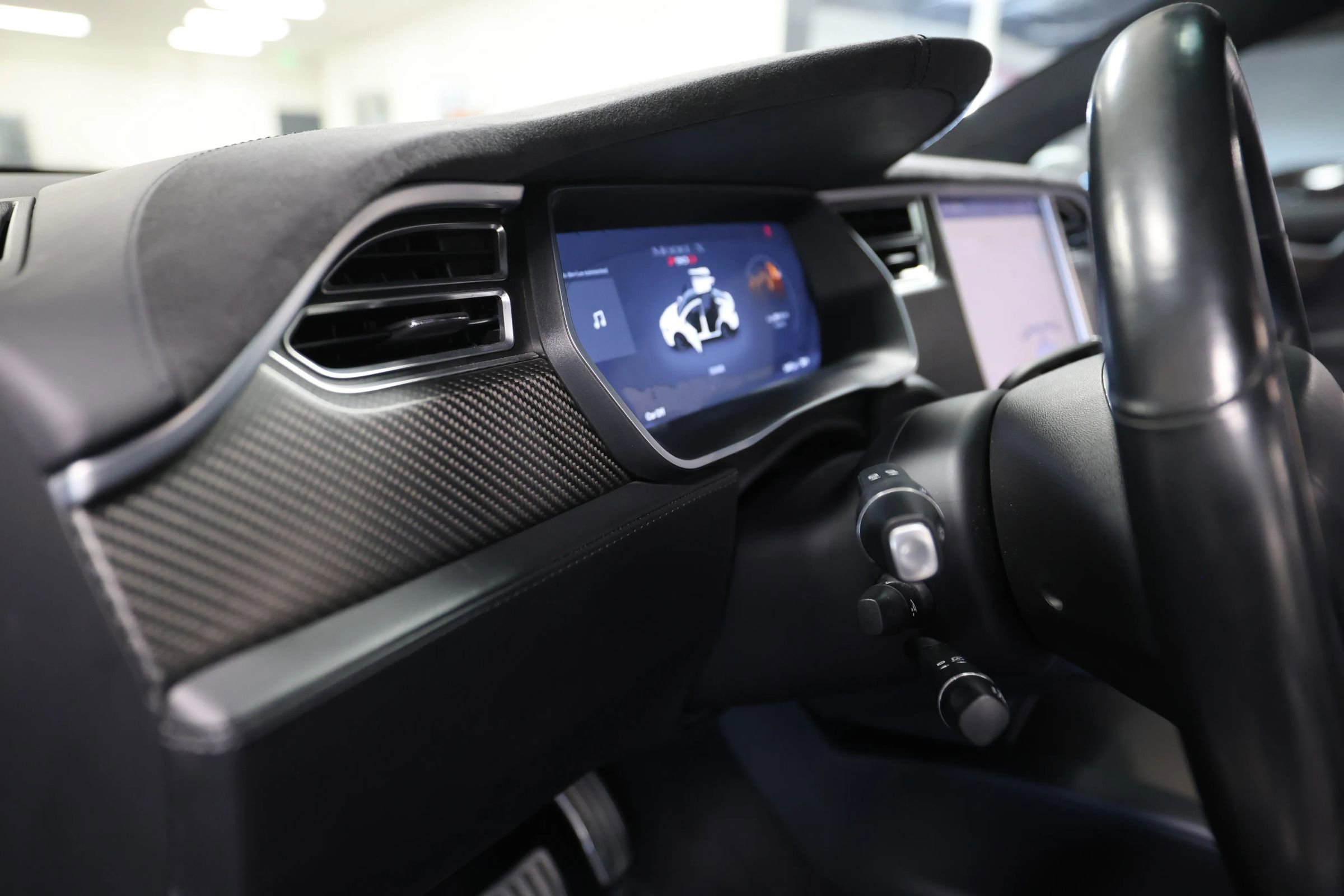 Used 2016 Tesla Model X Performance image 31