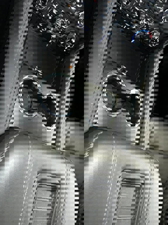 Certified 2024 Chevrolet Tahoe Z71 w/ Luxury Package image 19