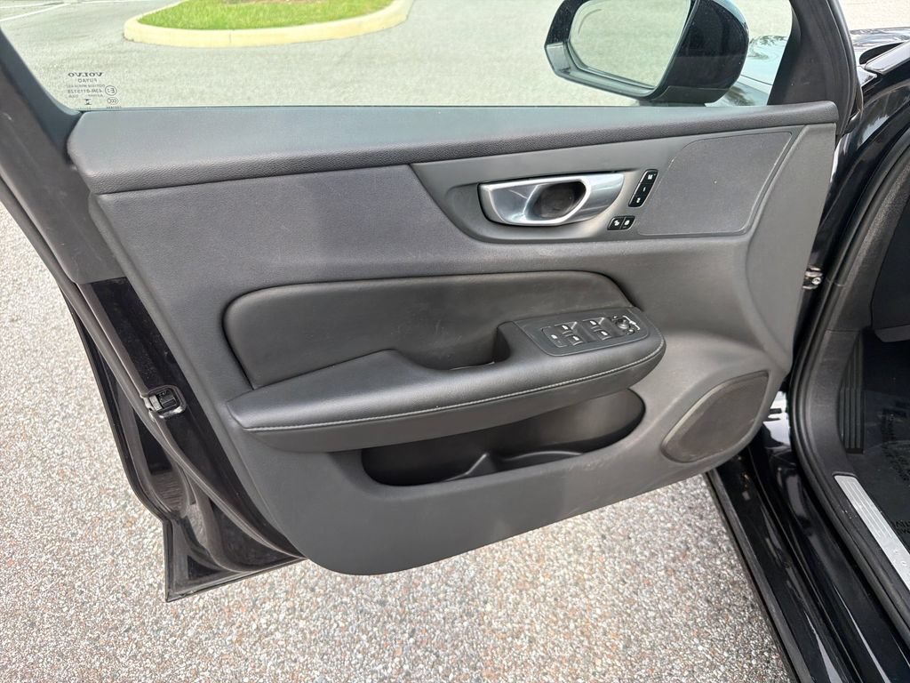Used 2024 Volvo S60 B5 Core FWD image 18