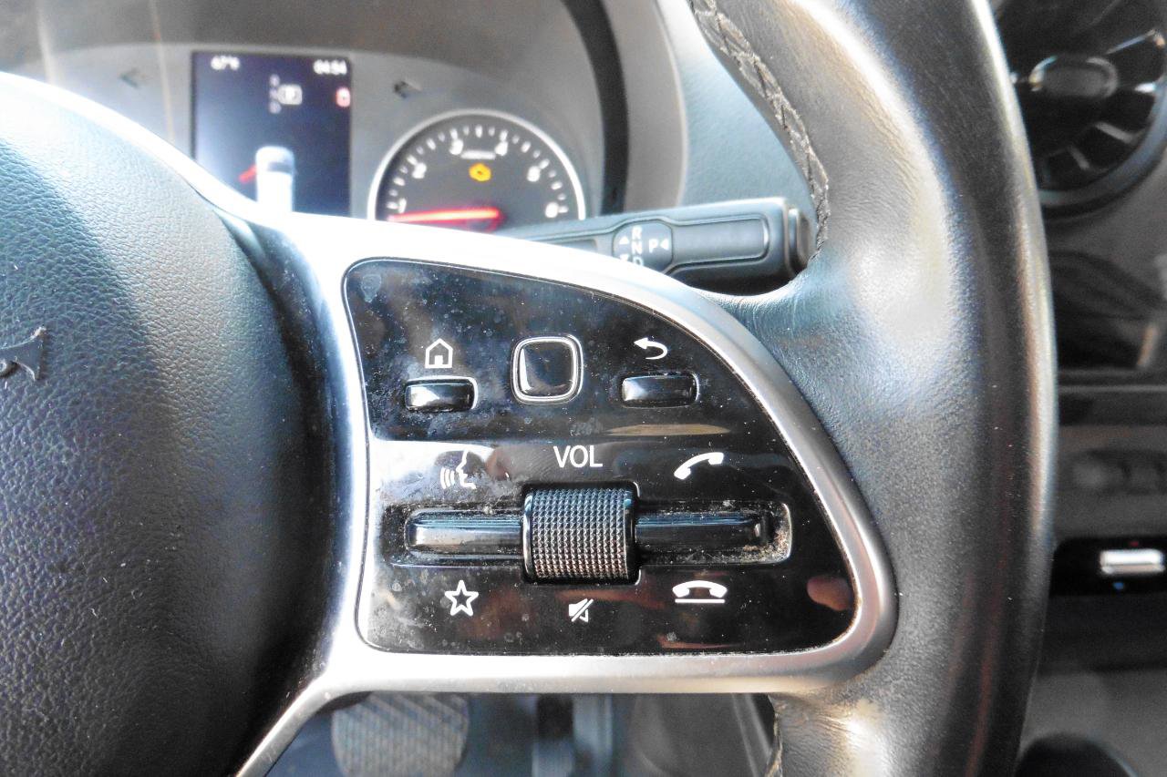 Used 2022 Mercedes-Benz Sprinter 1500 image 12