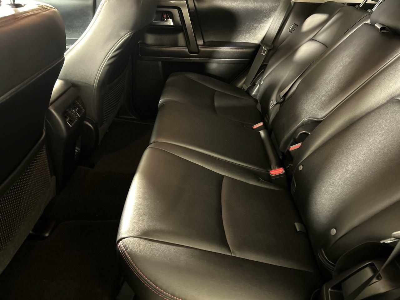 Used 2021 Toyota 4Runner TRD Off-Road Premium w/ Moonroof Package AWD/4WD image 25