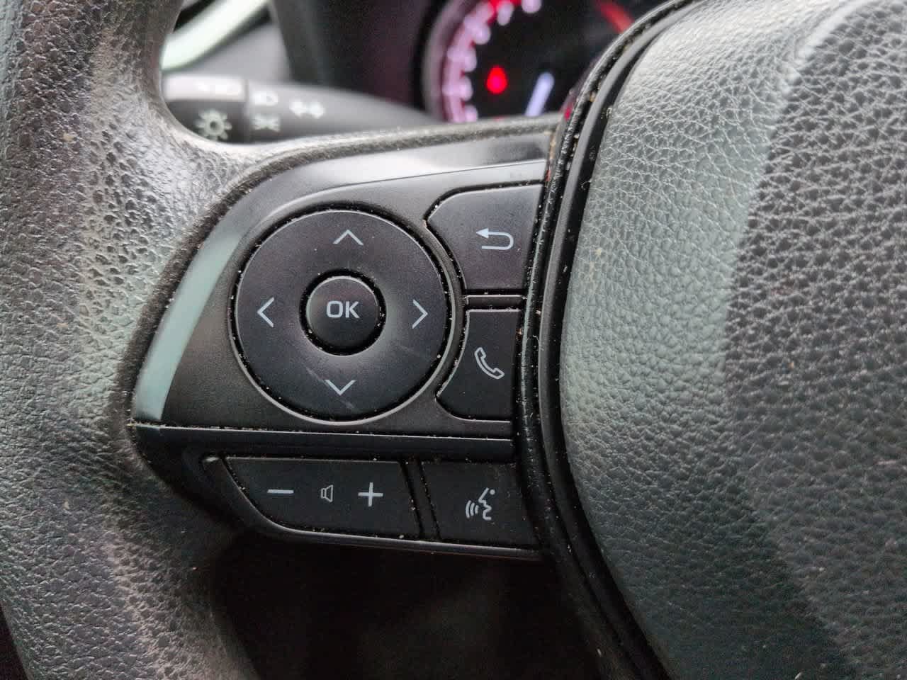 Certified 2024 Toyota RAV4 LE FWD image 22