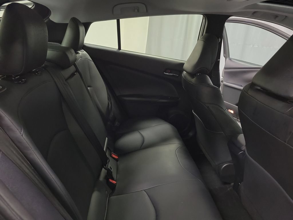 Used 2017 Toyota Prius Four w/ Advanced Technology Package FWD image 28