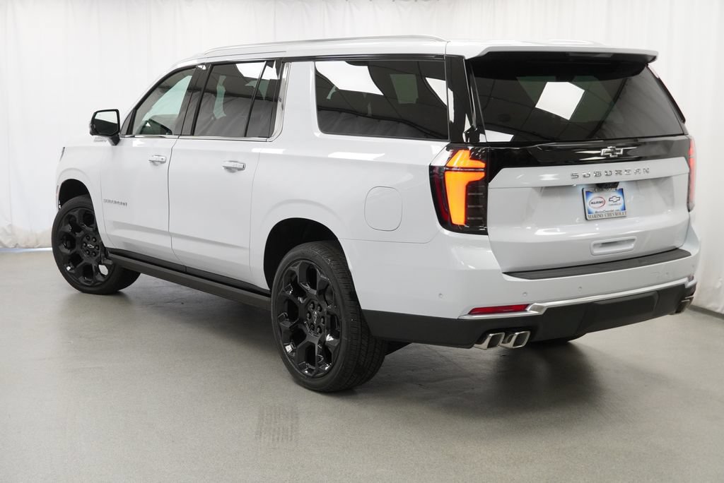 New 2026 Chevrolet Suburban High Country AWD/4WD image 5