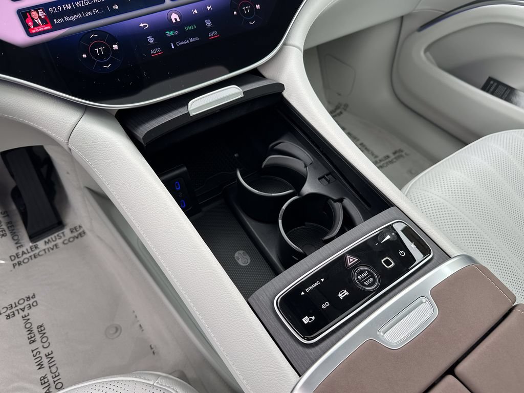 New 2026 Mercedes-Benz EQS 400 4MATIC SUV image 32