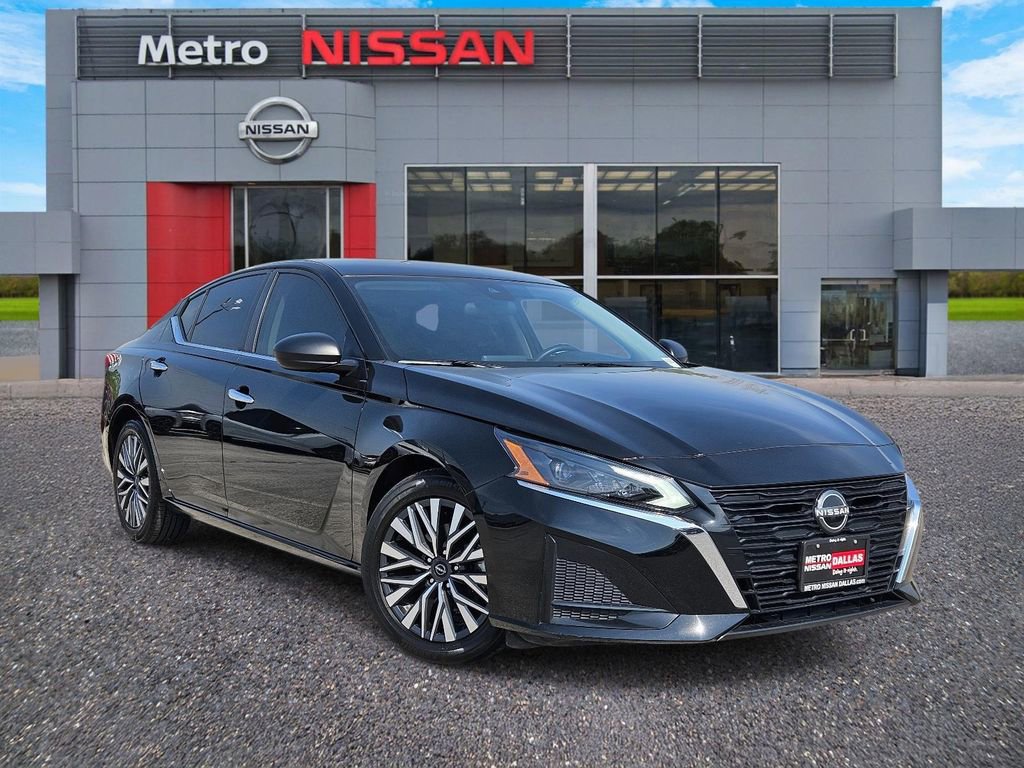 Certified 2024 Nissan Altima 2.5 SV