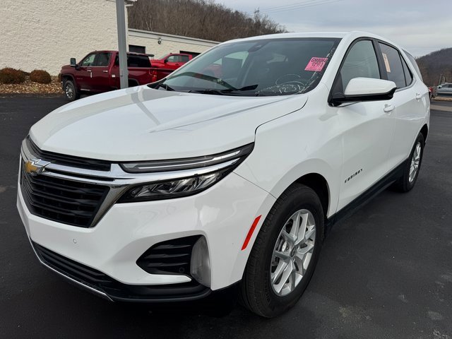 Used 2024 Chevrolet Equinox LT w/ LPO, Floor Liner Package image 2