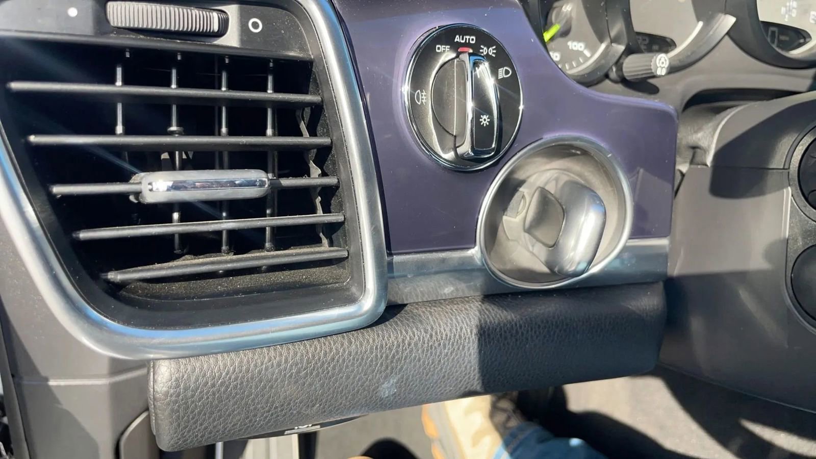 Used 2015 Porsche Panamera S RWD image 22