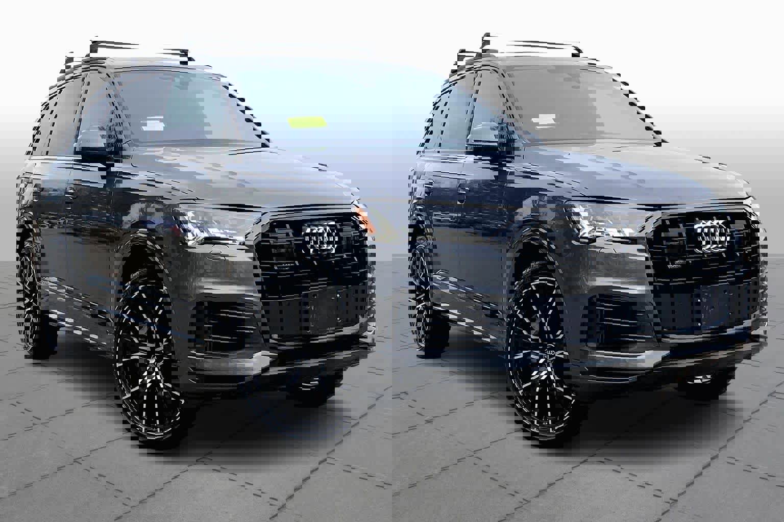 Used 2023 Audi Q7 3.0T Prestige w/ Prestige Package image 3