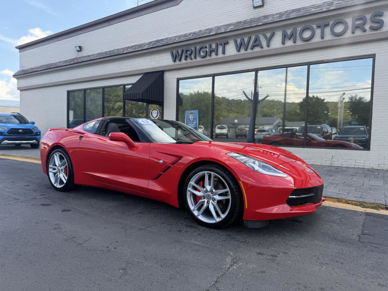 Used 2018 Chevrolet Corvette Stingray Coupe w/ 1LT