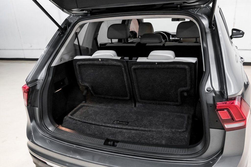 Used 2018 Volkswagen Tiguan SE image 51