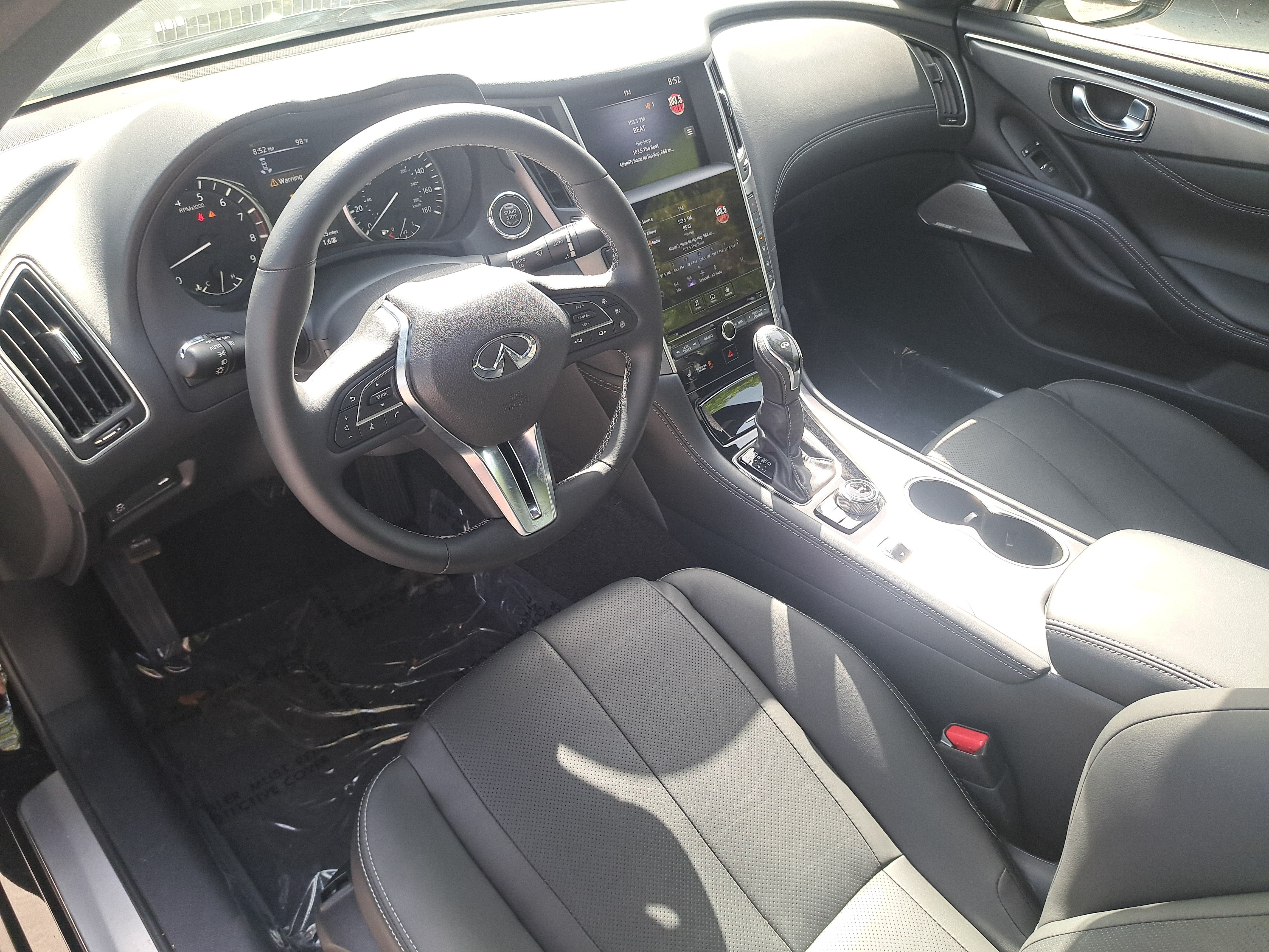 Used 2022 INFINITI Q60 3.0t Luxe w/ Cargo Package AWD/4WD image 14