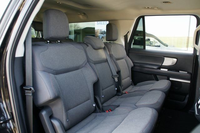 Used 2025 Ford Expedition Max Active image 31