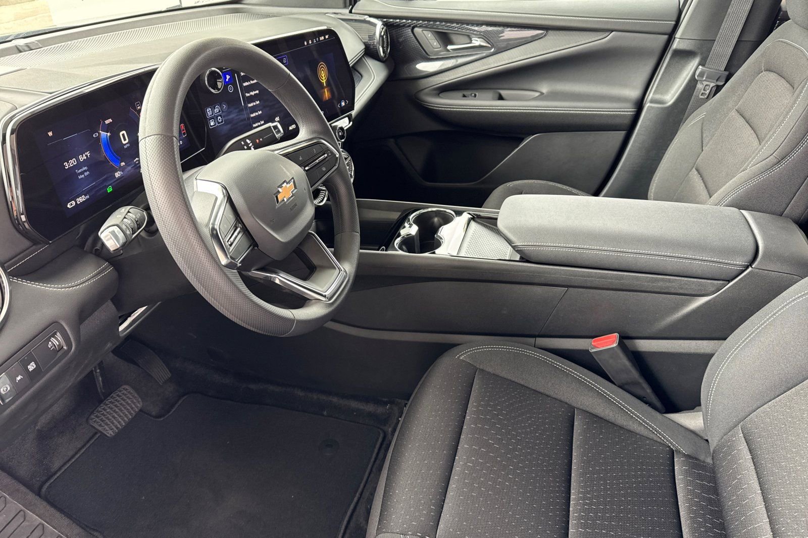 New 2025 Chevrolet Blazer EV LT image 10