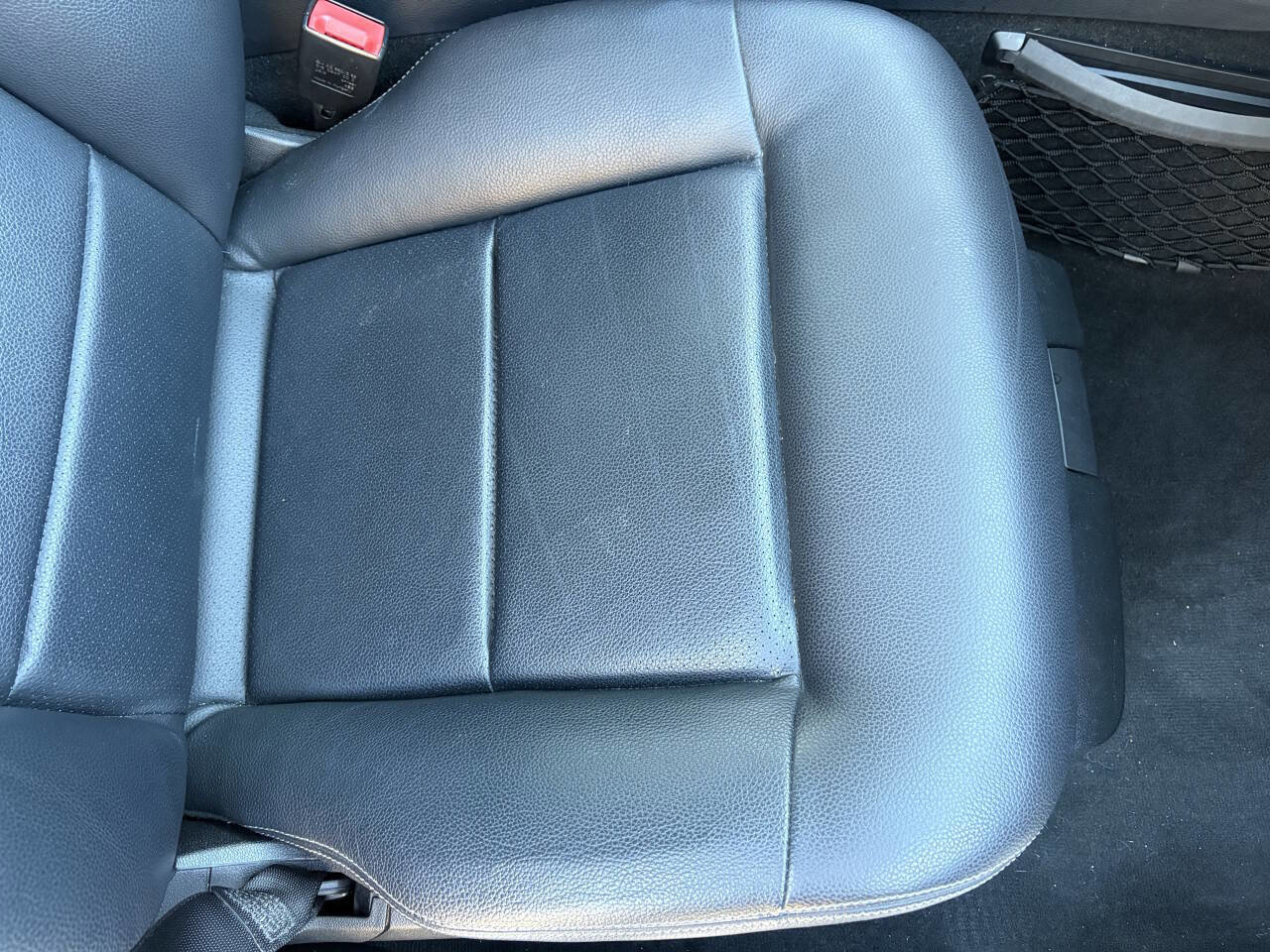 Used 2014 Mercedes-Benz E 250 BlueTEC Sedan image 20