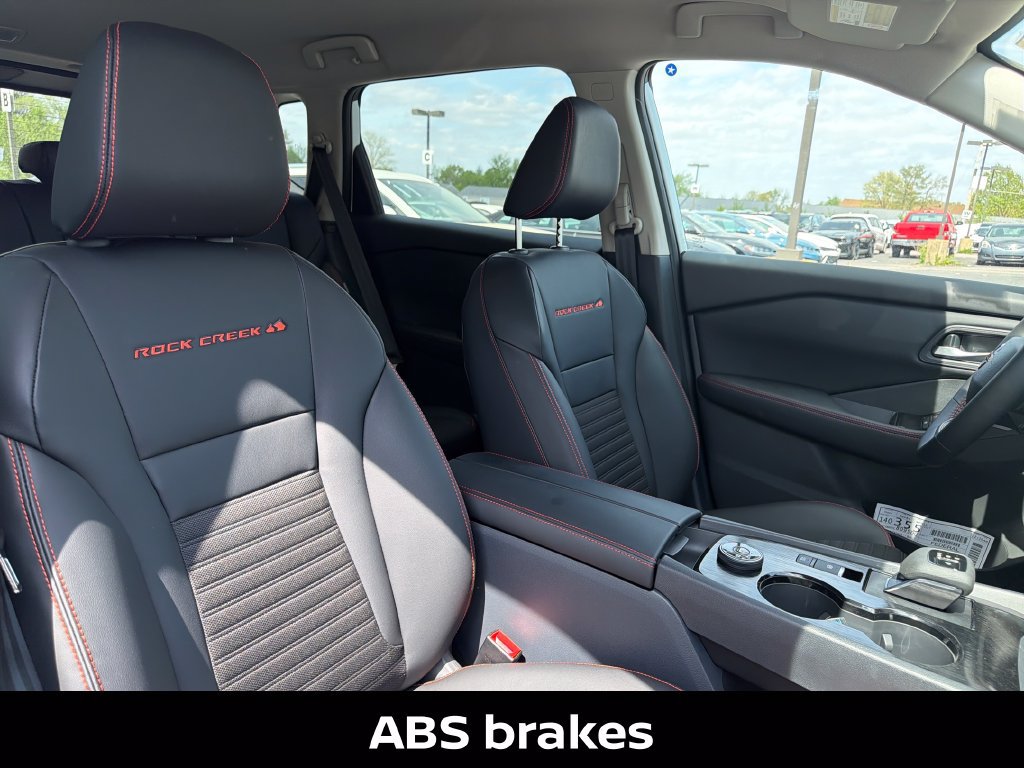 Certified 2026 Nissan Rogue SV AWD/4WD image 33