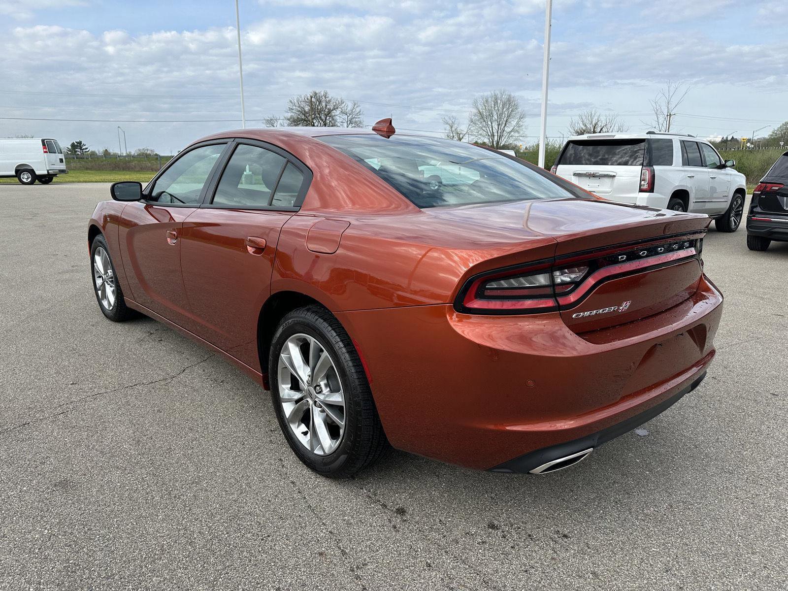 Used 2021 Dodge Charger SXT w/ Cold Weather Package AWD/4WD image 3