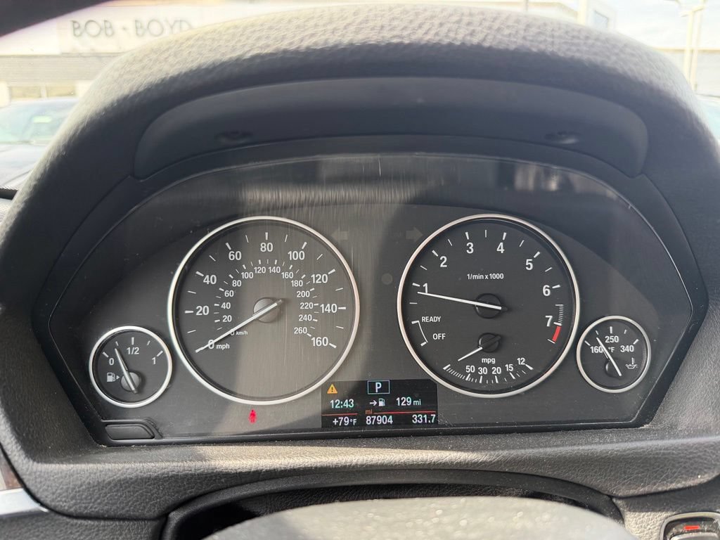 Used 2015 BMW 328i xDrive Sedan AWD/4WD image 9