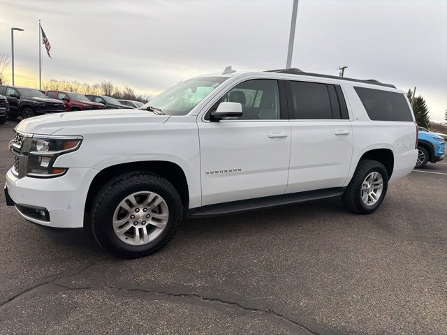 Used 2018 Chevrolet Suburban LT w/ Luxury Package image 7