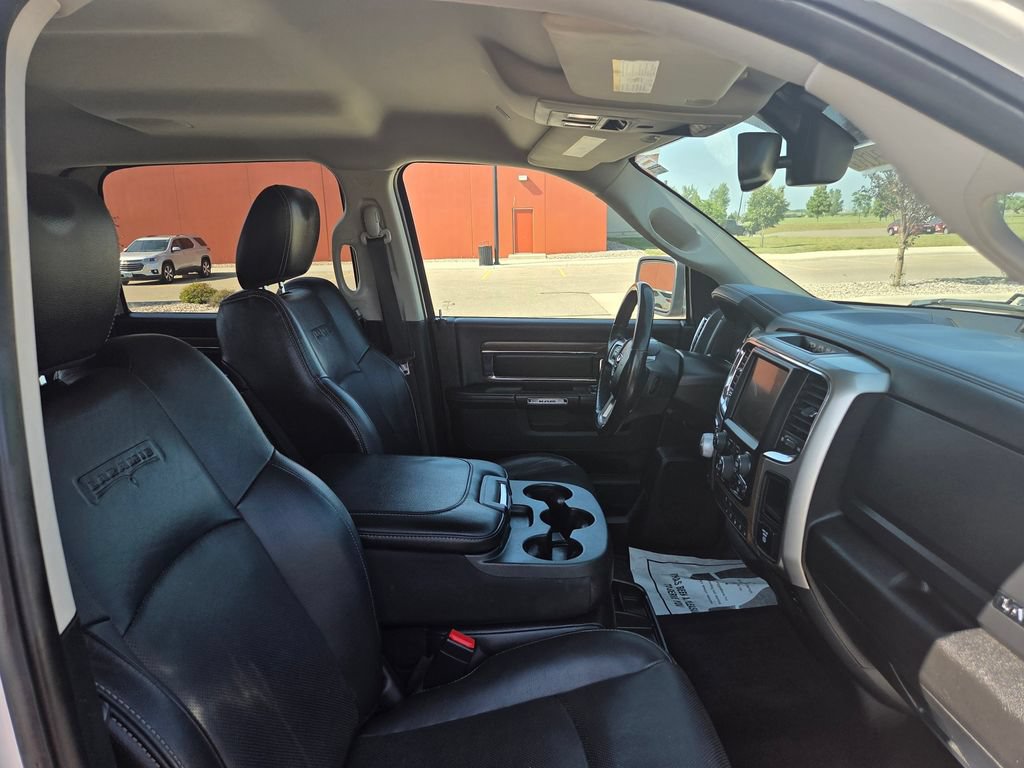 Used 2017 RAM 1500 Laramie w/ Convenience Group AWD/4WD image 36