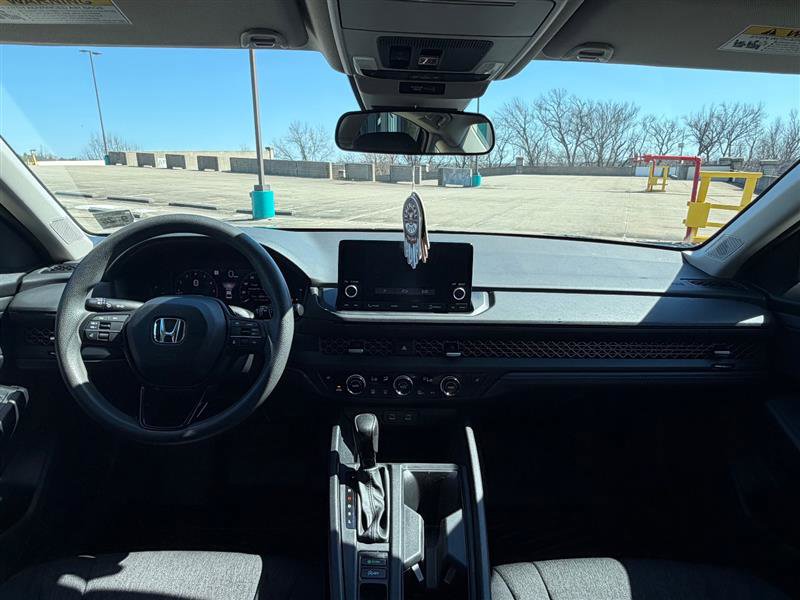 Used 2023 Honda Accord EX image 38