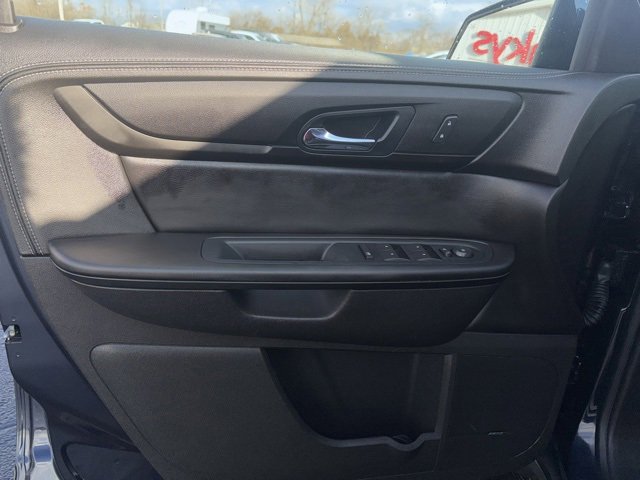 Used 2015 Chevrolet Traverse LT image 12