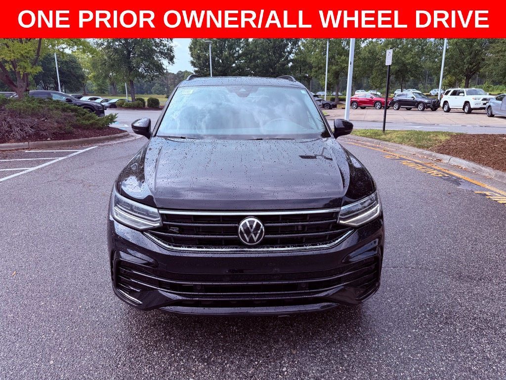 Used 2022 Volkswagen Tiguan SE R-Line AWD/4WD image 2