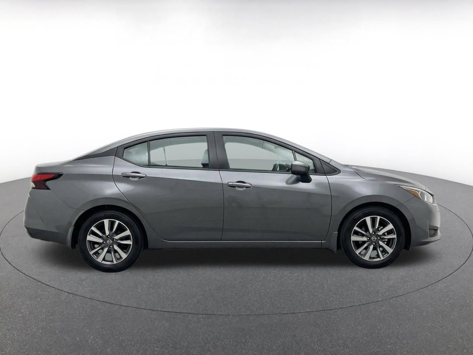 Used 2025 Nissan Versa SV FWD image 13