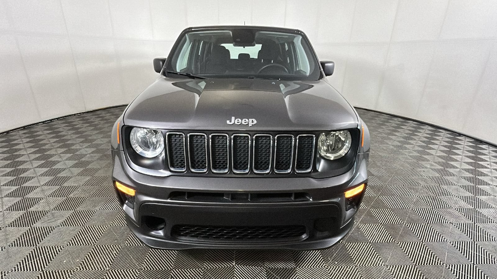 Used 2021 Jeep Renegade Sport FWD image 8
