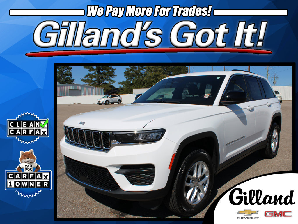 Used 2025 Jeep Grand Cherokee Laredo X RWD image 1