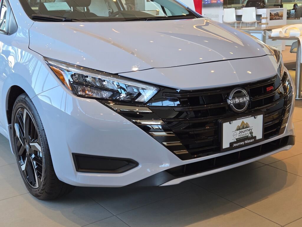 Used 2025 Nissan Versa SR w/ Trunk Package image 2