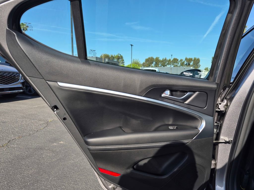 Used 2026 Genesis G70 2.5T image 19