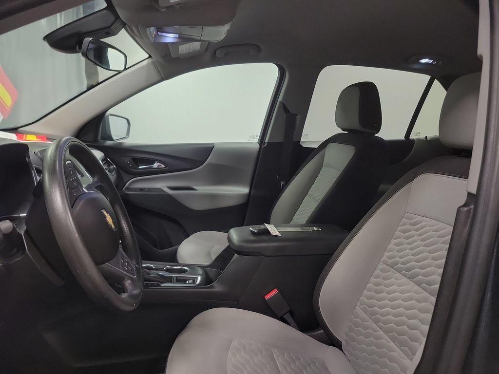 Used 2020 Chevrolet Equinox LT w/ LPO, Floor Liner Package AWD/4WD image 14