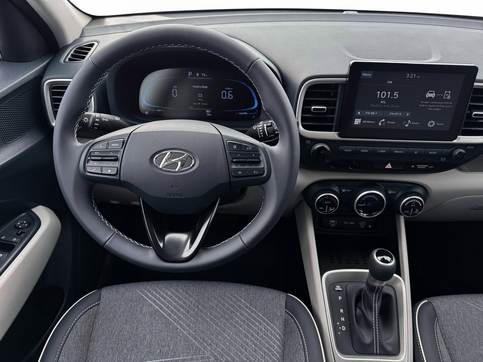 New 2026 Hyundai Venue SEL FWD image 17